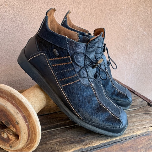 Tecnica Black Cowhide Ankle Boots - Picture 2 of 11